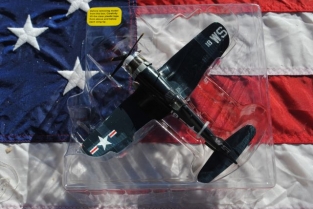 Easy Model 37237 F4U-4 CORSAIR US Navy